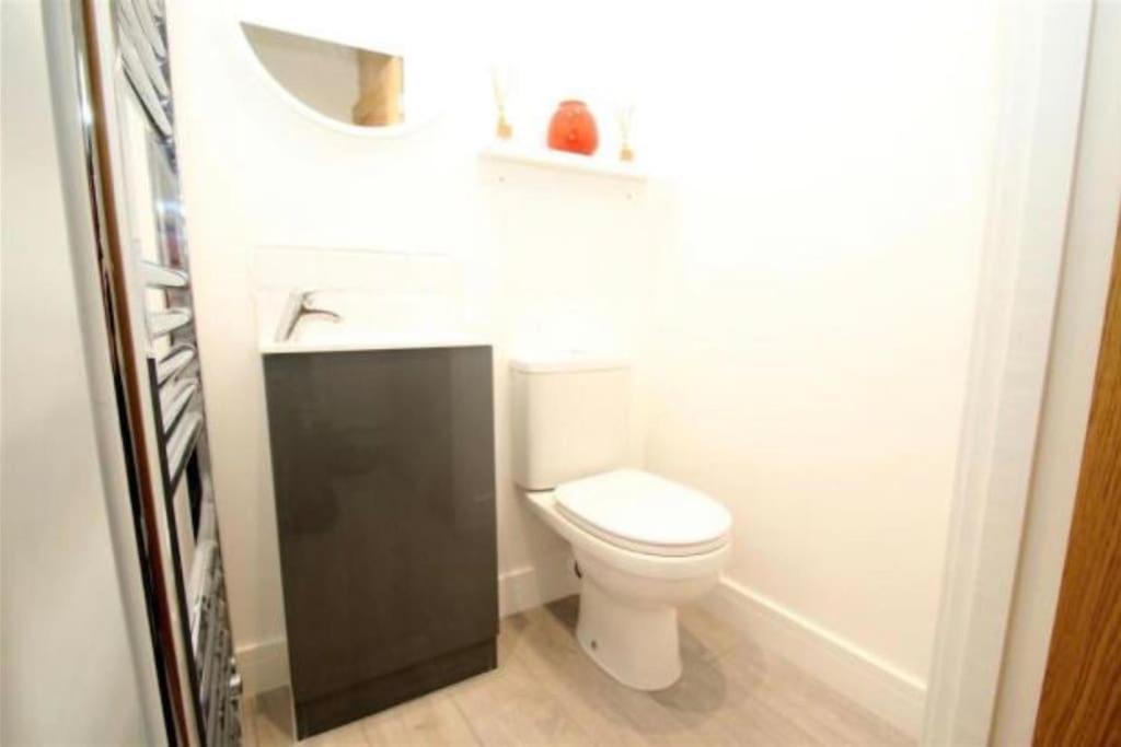 The Villas, Newly Refurbished Modern Home - Free Parking, Prime, Netflix Buckingham Buitenkant foto